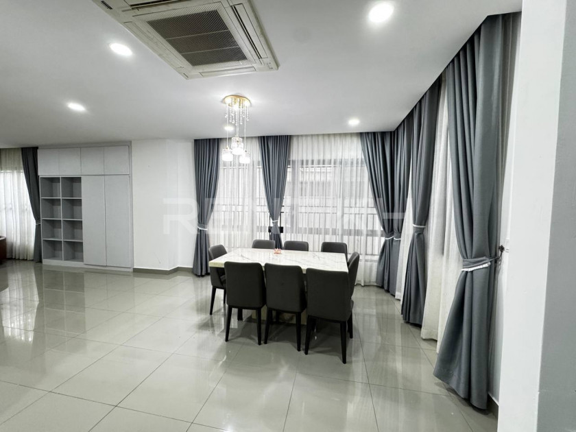Twin Villa for Rent at Borey Chip Mong Land 598