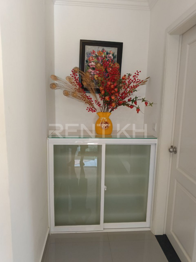 Single Villa for Rent at Borey Chip Mong Land 598