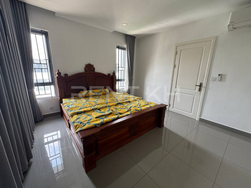 Single Villa for Rent at Borey Chip Mong Land 598