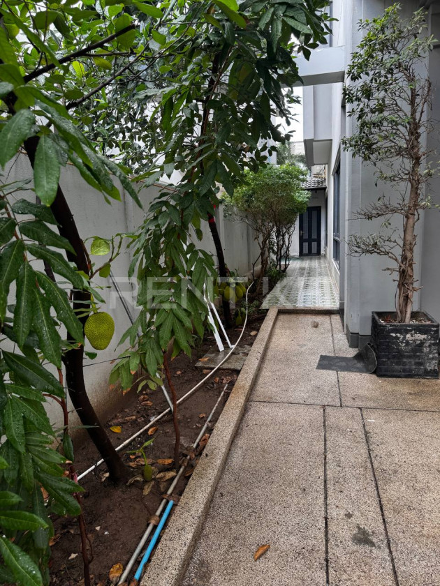 Twin Villa for Rent at Borey Chip Mong Land 598