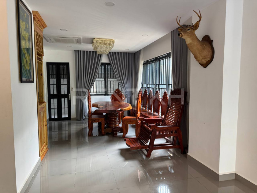Single Villa for Rent at Borey Chip Mong Land 598