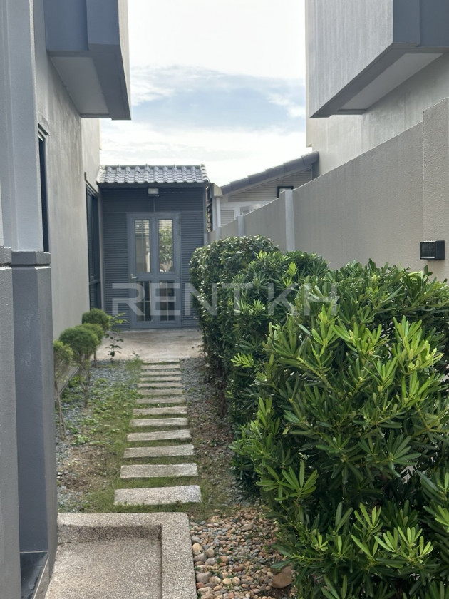 Twin Villa for Rent at Borey Chip Mong Land Grand Phnom Penh City