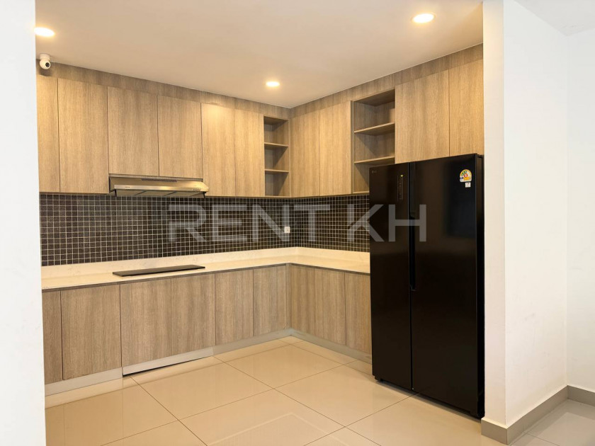 Single Villa for Rent at Borey Chip Mong