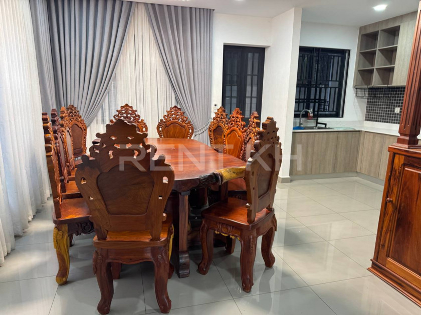Single Villa for Rent at Borey Chip Mong Land 598