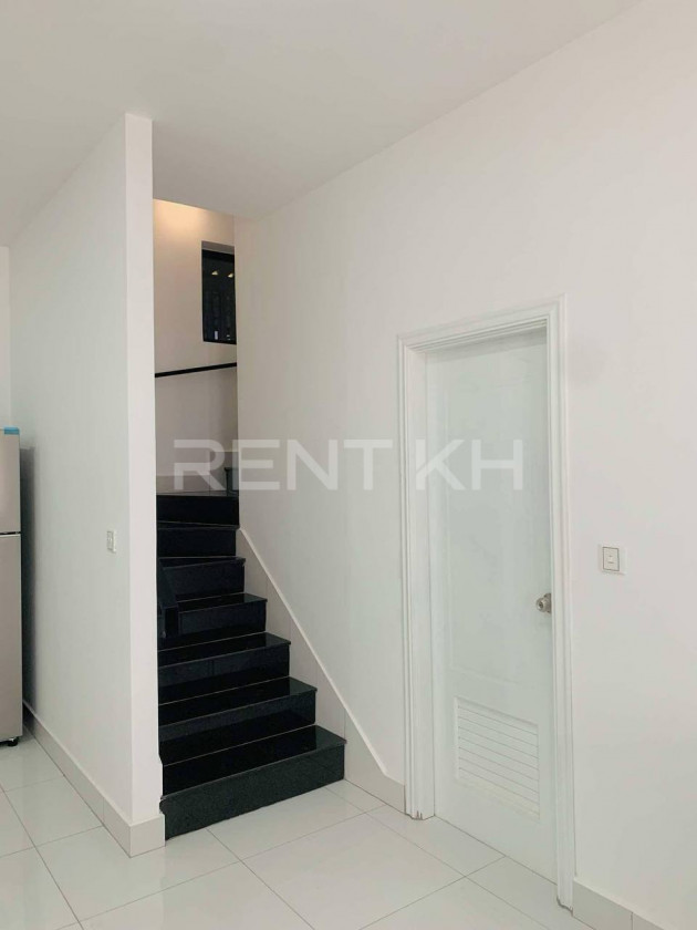 Link Villa for Rent at Borey Cheary Ry