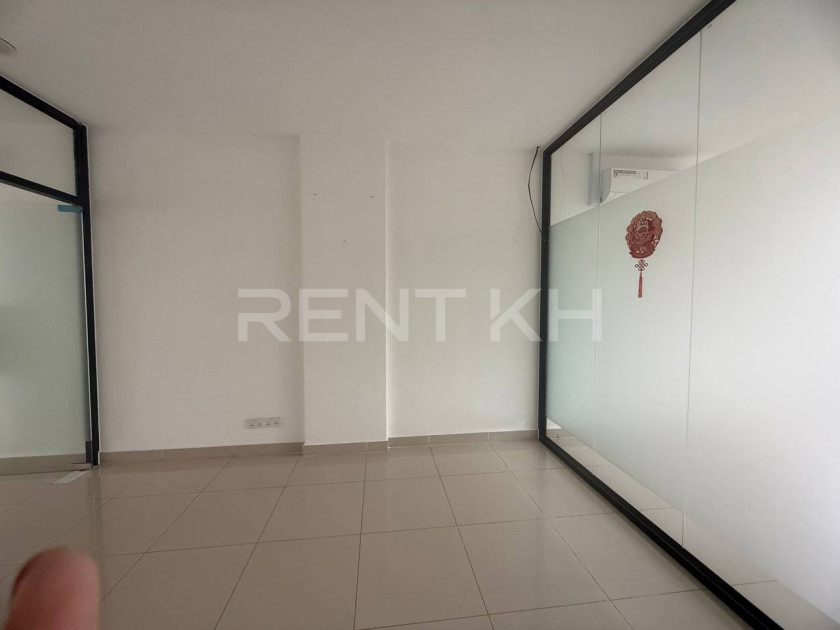 Office Space For Rent at Sangkat Boengkak