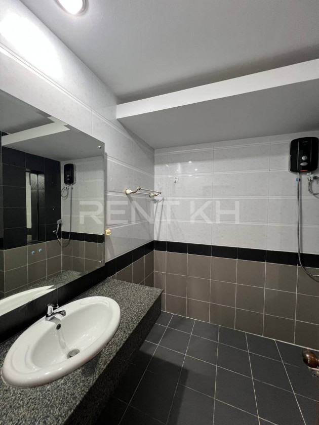 Twin Villa for Rent at Borey Peng Huoth Boeung Snor