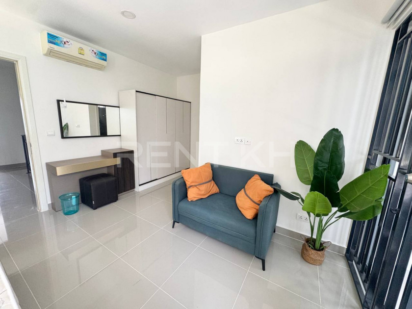 Twin Villa for Rent at Borey Chip Mong Land 598