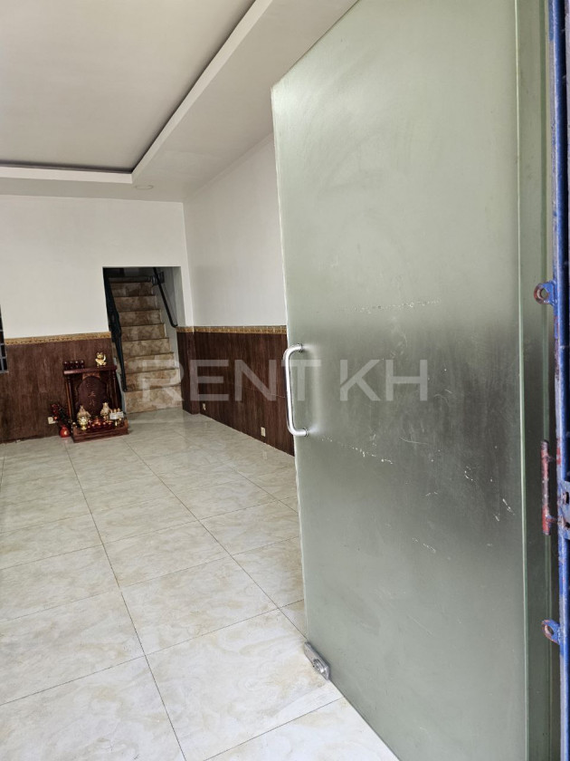 Shophouse for Rent near Moha Montrei Pagoda , bkk2
