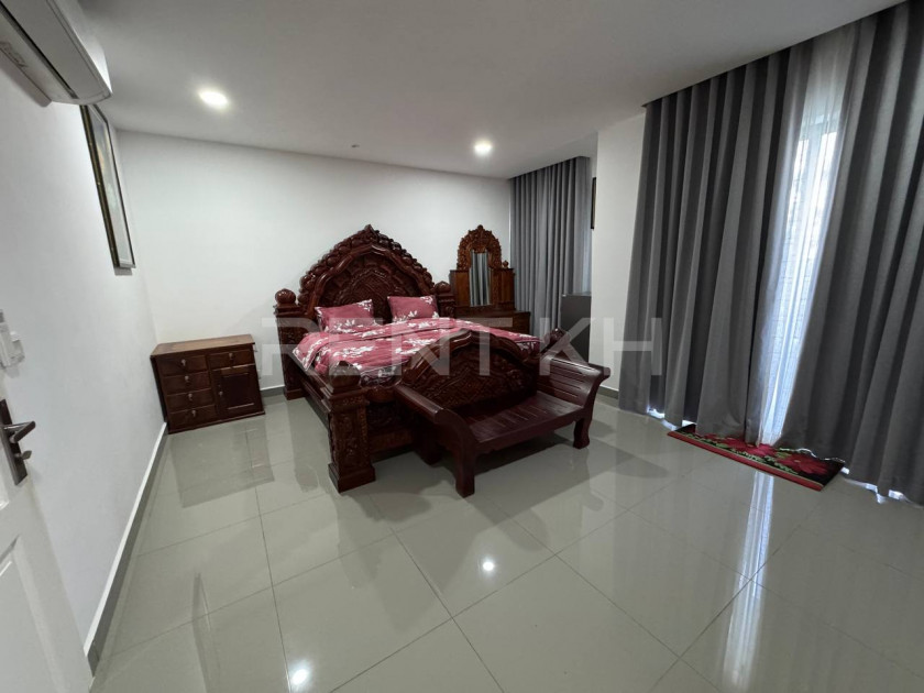 Single Villa for Rent at Borey Chip Mong Land 598