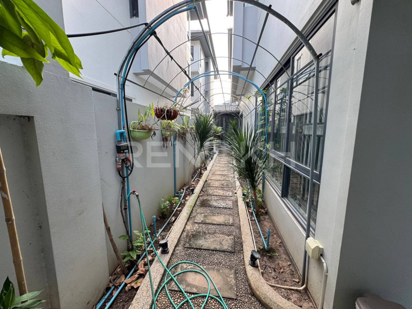 Single Villa for Rent at Borey Chip Mong Land 598