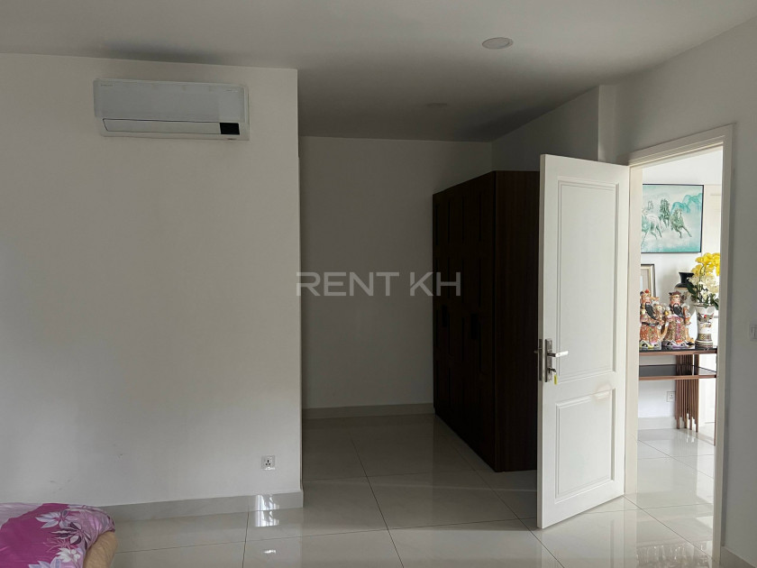 Single Villa for Rent at Borey Chip Mong  Land 598