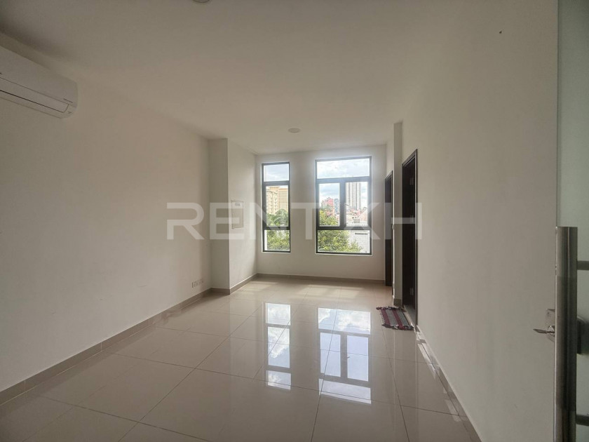 Office Space For Rent at Sangkat Boengkak