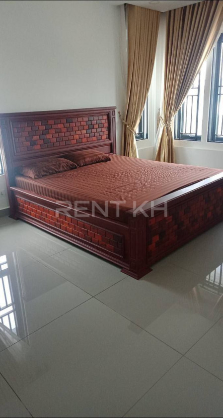 Single Villa for Rent at Borey Chip Mong Land 598