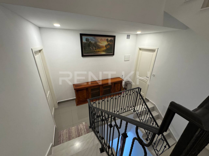 Single Villa for Rent at Borey Chip Mong Land 598