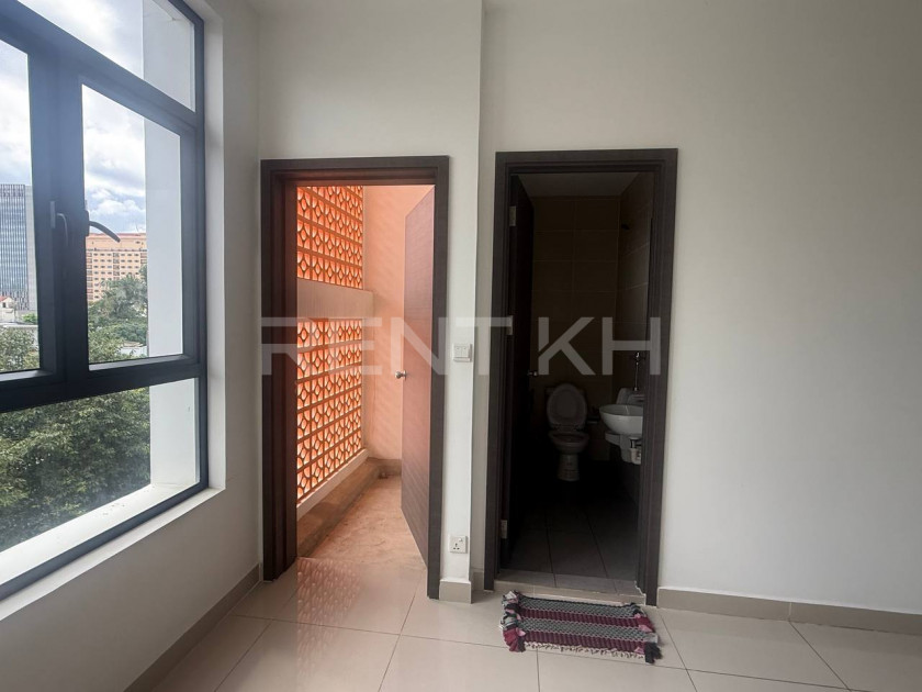 Office Space For Rent at Sangkat Boengkak