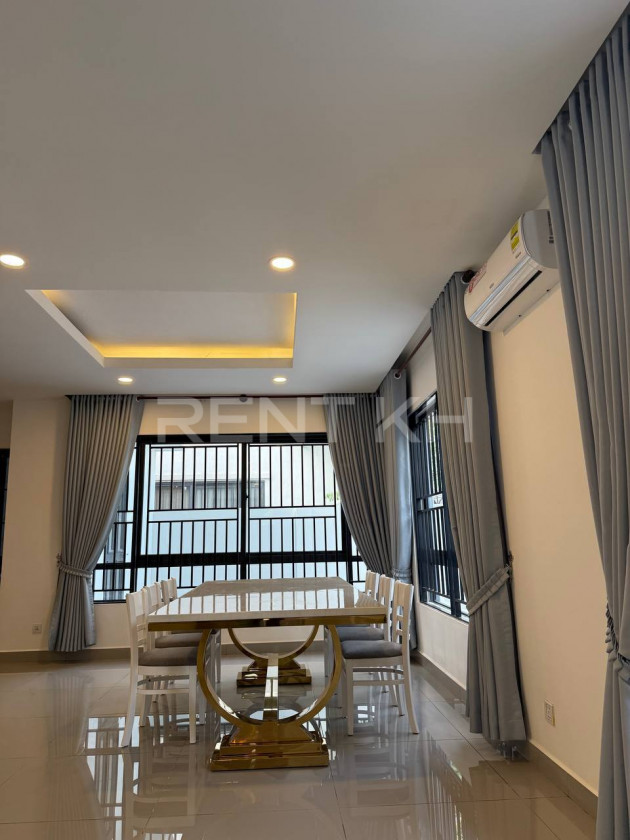 Single Villa for Rent at Borey Chip Mong Land 598
