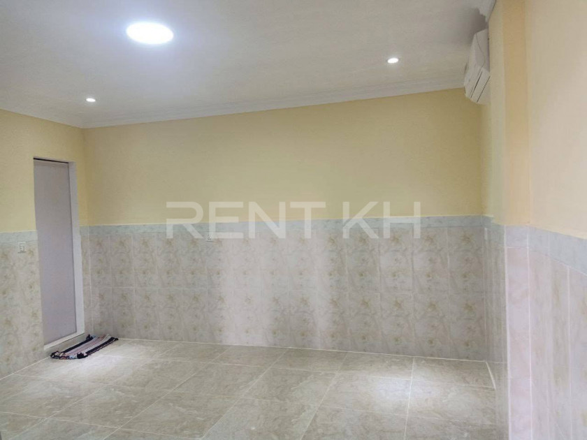 Warehouse for Rent at Chhoukva 2 Area