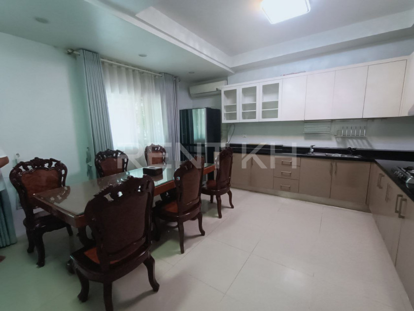Link Villa for Rent at Borey Kamko City