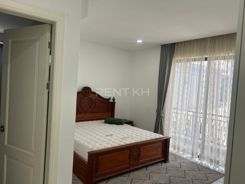 Single Villa for Rent at Borey Chip Mong  Land 598
