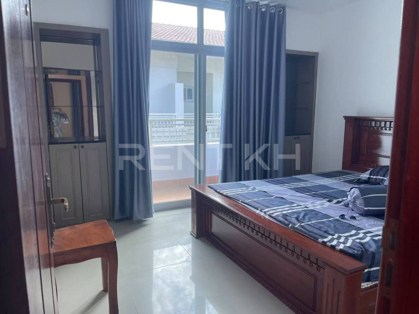 Link Villa for rent at Borey kamko City