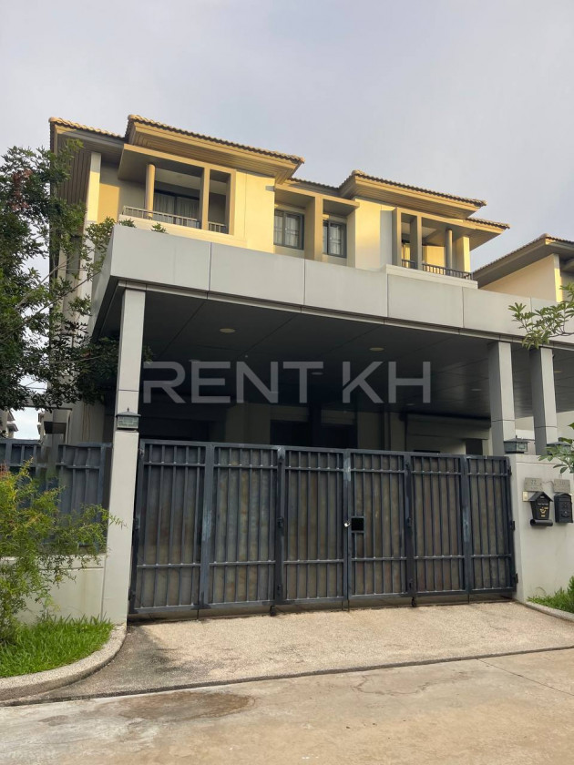Twin Villa for Rent at Borey Chip Mong 598