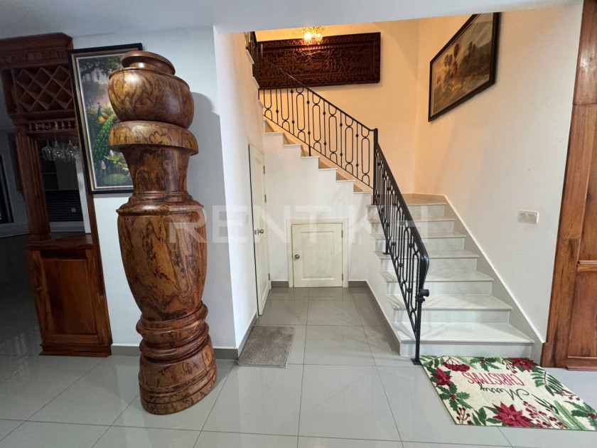 Single Villa for Rent at Borey Chip Mong Land 598