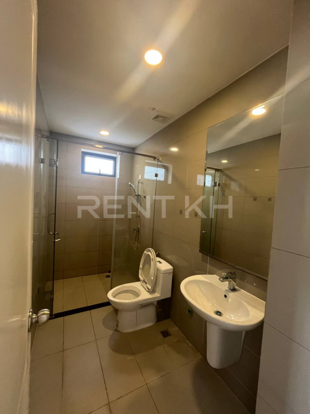 Link Villa for Rent at Borey Chip Mong Land 598