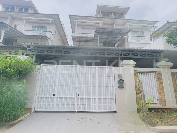 Twin Villa for Rent at Borey Peng Huoth Boeung Snor