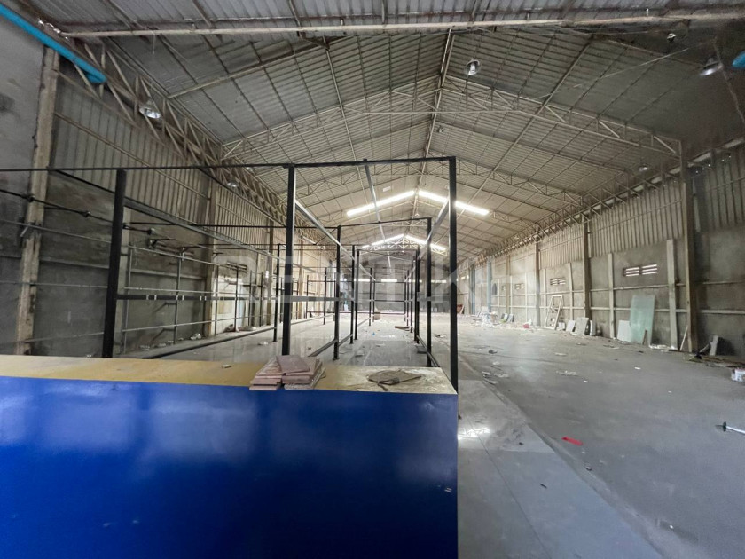 Warehouse for Rent at Sangkat Steung Mean Chey, St Sar La