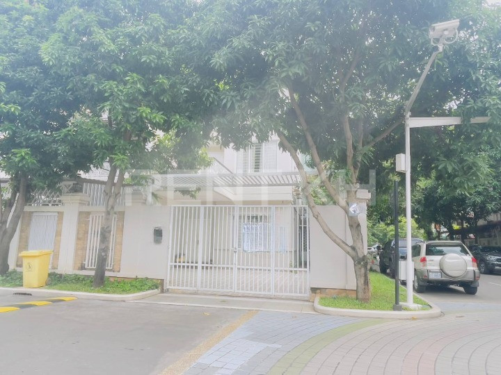 Twin Villa for Rent at Borey Peng Huoth Boeung Snor