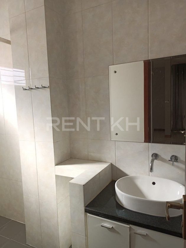 Shop House for Rent  khan Tuol Kuok