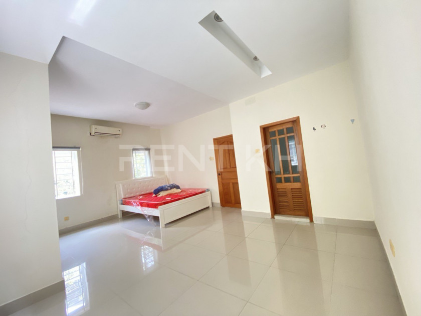 Twin Villa for Rent at Borey Peng Huoth Boeung Snor