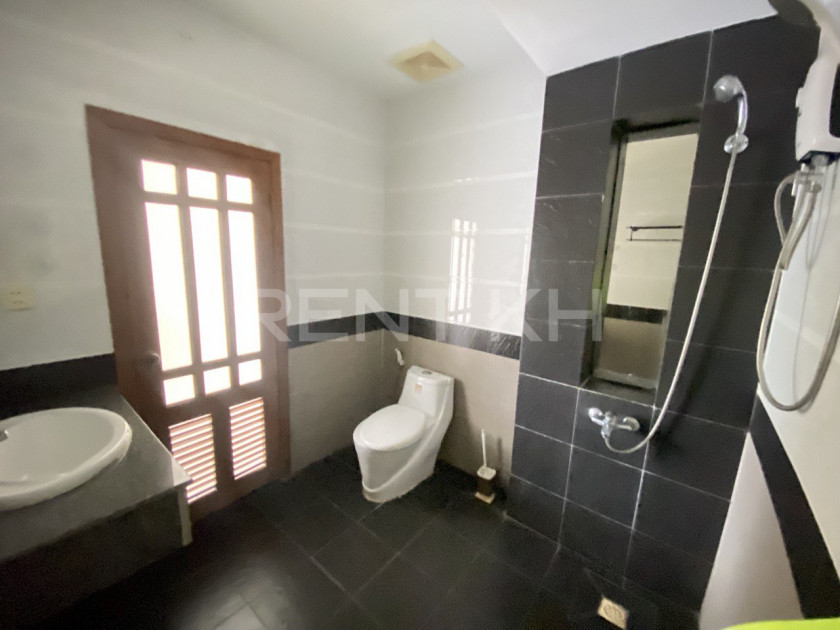 Twin Villa for Rent at Borey Peng Huoth Boeung Snor
