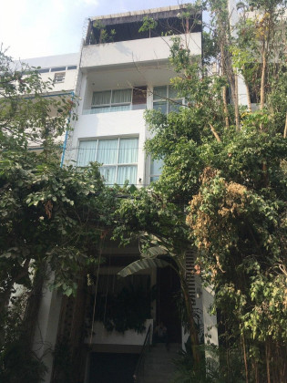 Modern Villa  in Tonle Bassac near  Vietnam Embassy Villa in Phnom Penh