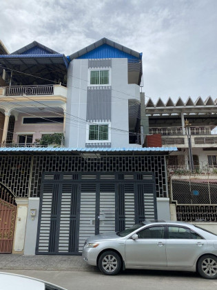 Shophouse Near Santhormok Primary School Flat in Phnom Penh Capital