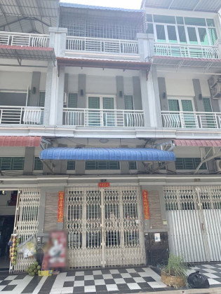 ផ្ទះល្វែងនៅឬស្សីកែវ Flat in Phnom Penh Capital