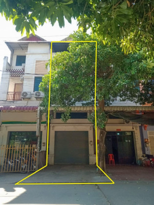 ផ្ទះនៅលូរប្រាំ Flat in Phnom Penh Capital
