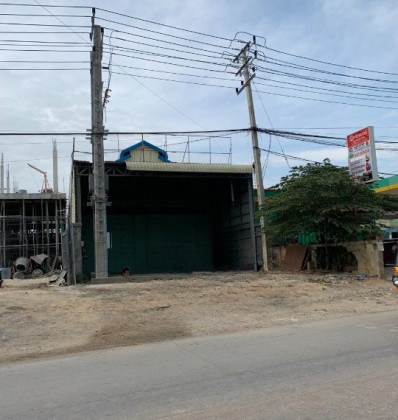 ឃ្លាំងនៅចំការដូង Warehouse in Phnom Penh Capital