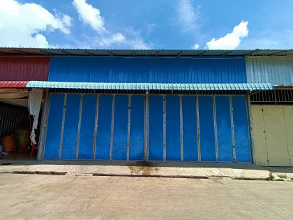 ឃ្លាំងនៅថ្មគោល Warehouse in Phnom Penh Capital