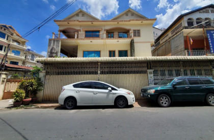 Villa For Rent Near Olympic Stadium Villa in Phnom Penh Capital