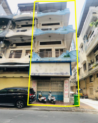 ផ្ទះល្វែងនៅជិតផ្សារចាស់ Flat in Phnom Penh Capital