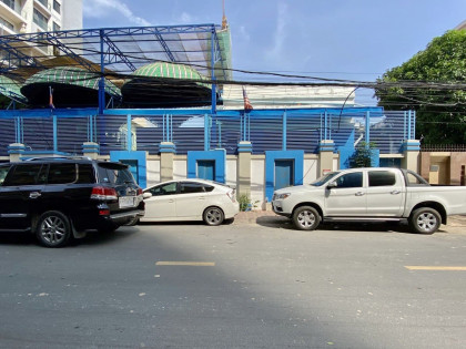 Commercial School Building in Bkk1 Building in Phnom Penh Capital