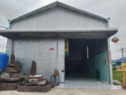 ឃ្លាំងជួល នៅសង្កាត់កំបូល Warehouse in Phnom Penh Capital