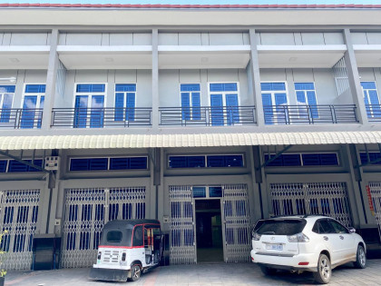 ផ្ទះល្វែងនៅបុរីហុងឡាយ ចំការដូង Flat in Phnom Penh Capital
