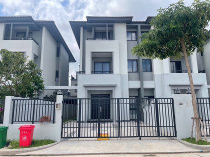 Twin Villa for rent at Borey Chip Mong Land, Landmark 60M Villa in Phnom Penh Capital