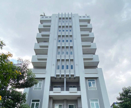 Apartment Building in Chamkarmon Building in Phnom Penh Capital