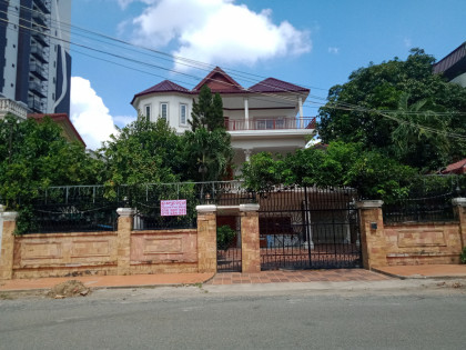 Single Villa for Rent in Khan Toul Kork Villa in Phnom Penh Capital