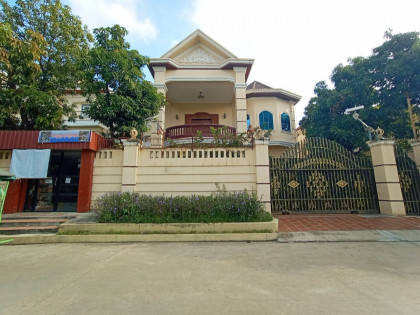 Villa at Tuol Sangke Villa in Phnom Penh Capital