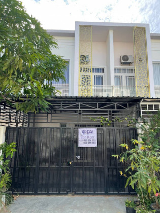 Link House At Borey The Flora Villa in Phnom Penh Capital